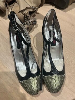 Minette heels (unused)
